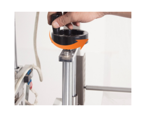 High-performance heat shrink wrapping machine with even heating & intelligent temperature control. Compatible with POF films, ideal for food, cosmetics, cartons & hardware. Delivers smooth, wrinkle-free packaging for small to medium production lines.